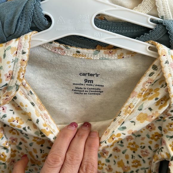 Carter’s nine months, onesies brand new - Picture 2 of 3